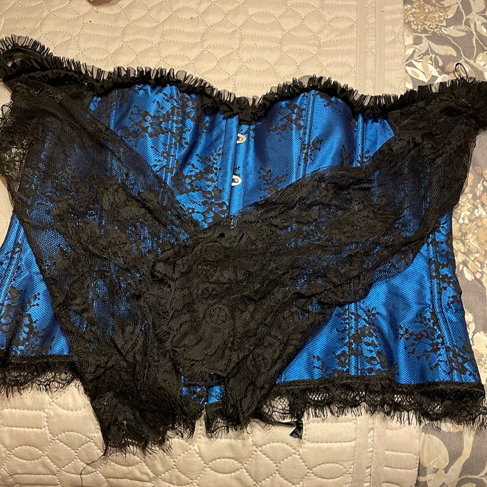 Grabrafan lace corset